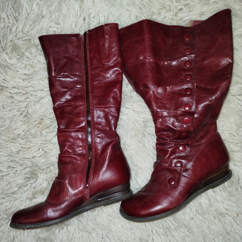 Miz Mooz Bloom boots size 8.5